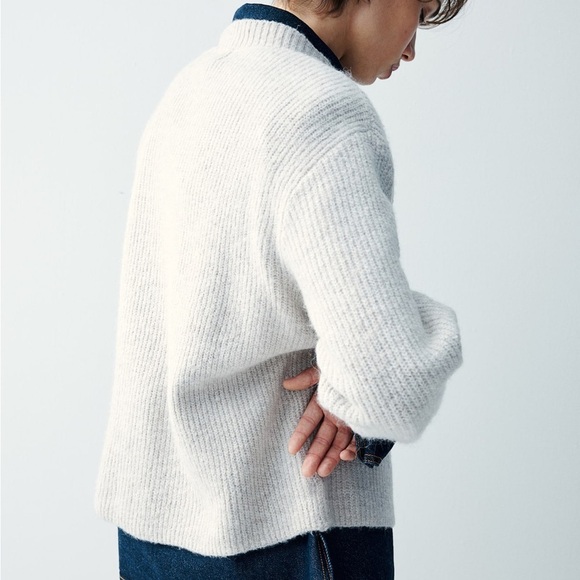 H&M Rib Knit Wool Sweater Size XXL Cream Beige - Picture 4 of 9